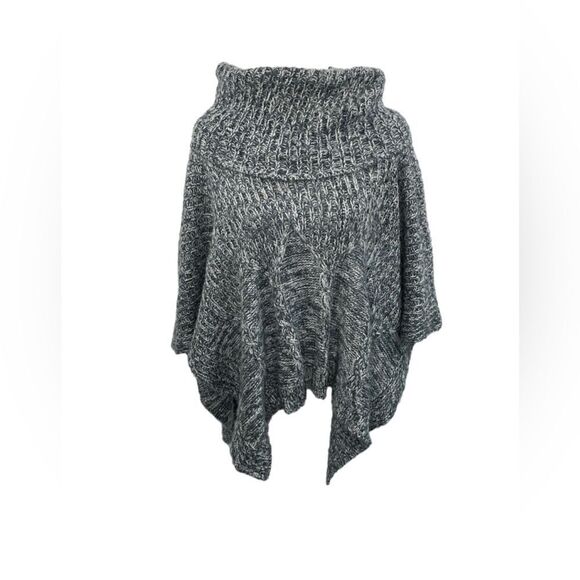 Wooden ships Chunky Knit Mohair wool mix turtleneck knit poncho sweater size M/L - Picture 4 of 9